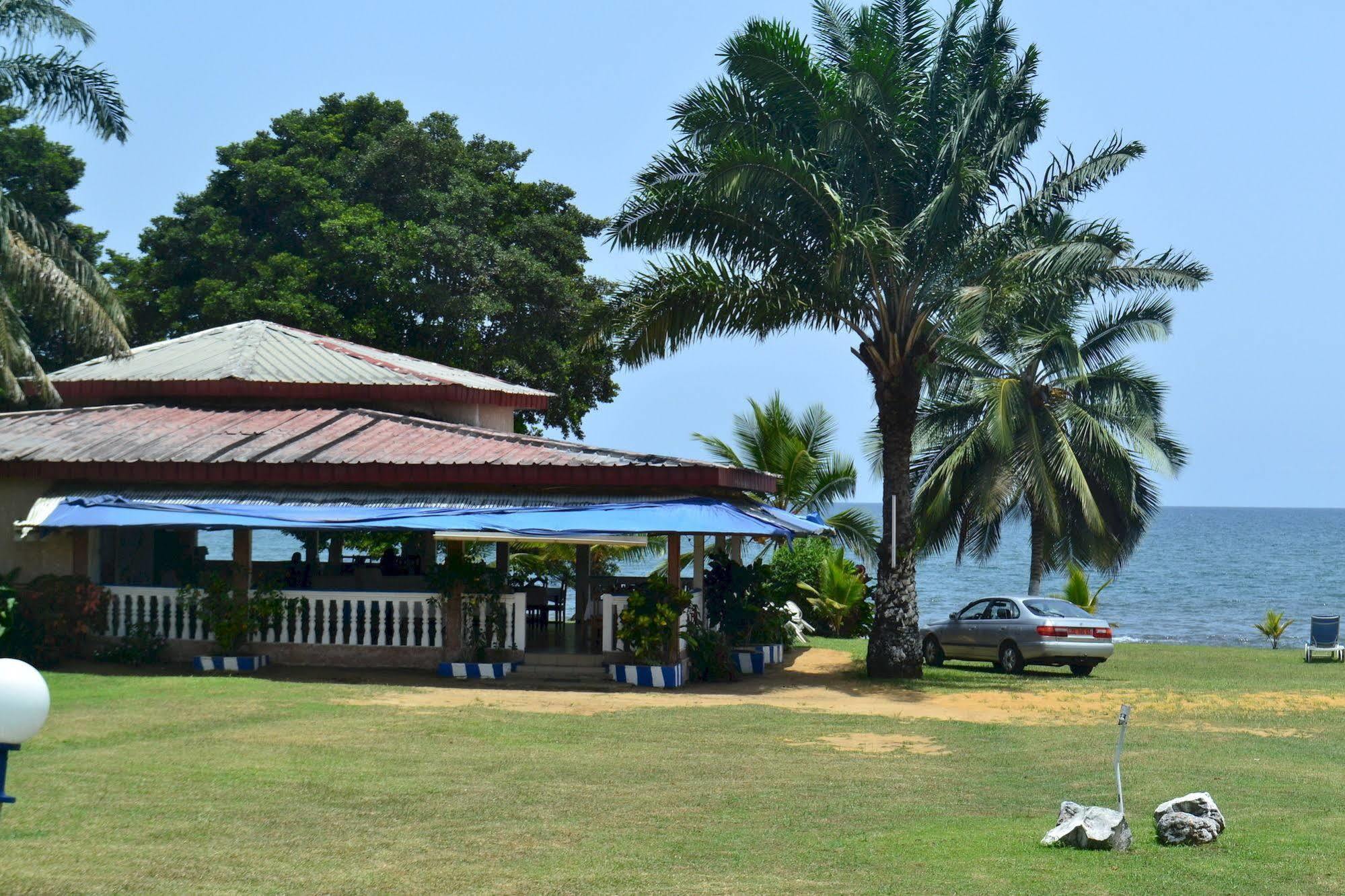 Adrien Beach Hotel Kribi Exterior foto